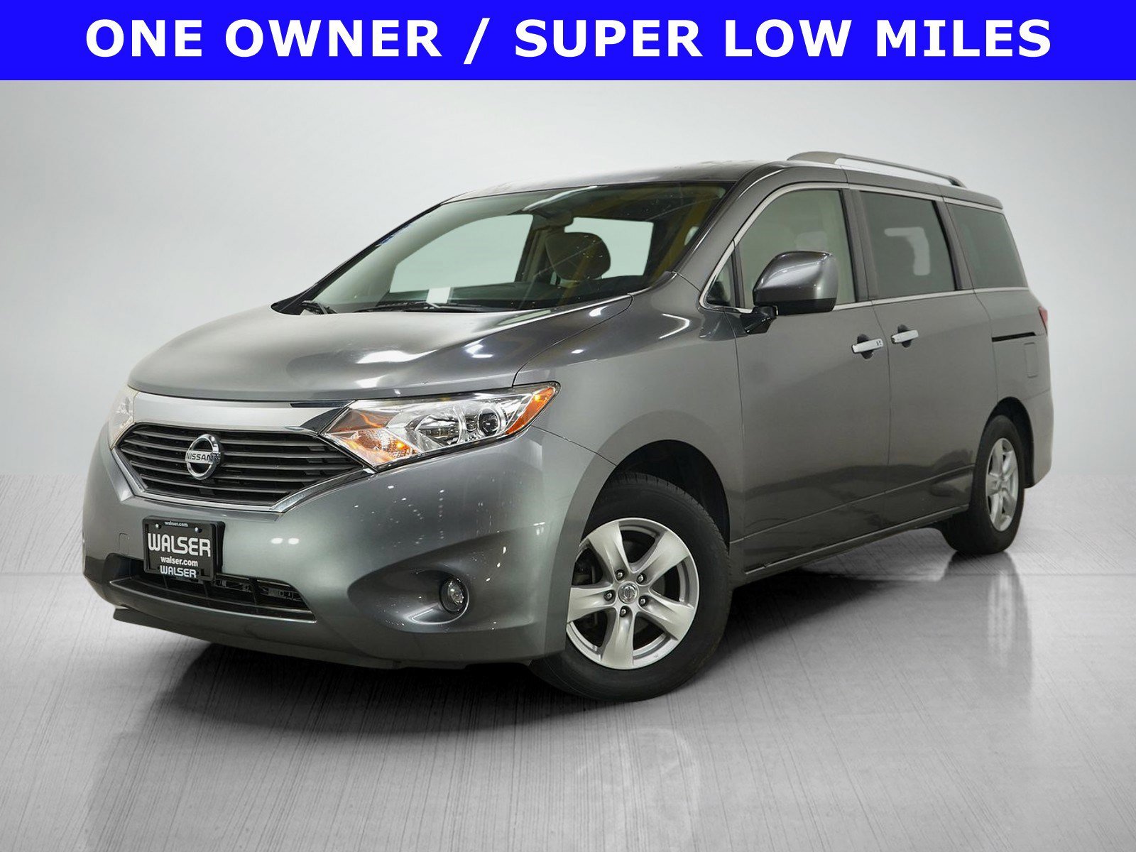 2017 Nissan Quest's photo