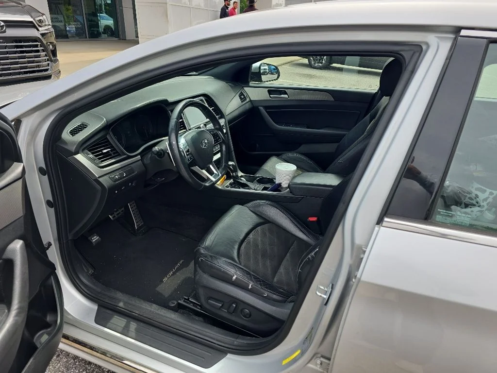Used 2018 Hyundai Sonata Sport with VIN 5NPE34AF1JH675433 for sale in Florence, SC