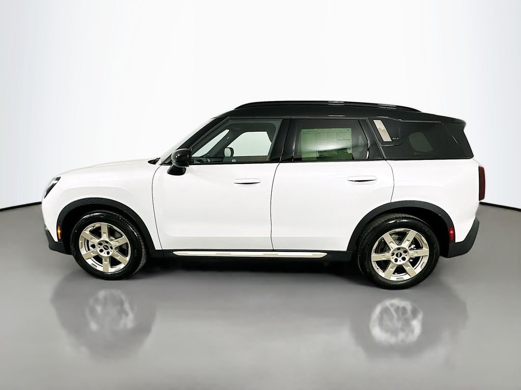 New 2027 White MINI Iconic image 8