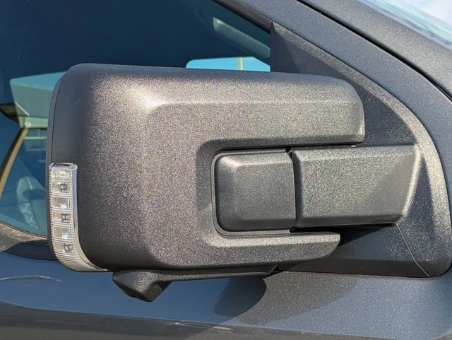 New 2026 Carbonized Gray Metallic Ford XLT image 12