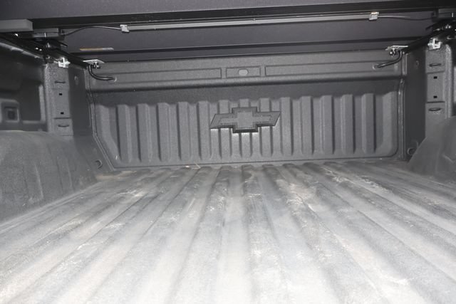 Used 2023 SUMMIT WHITE Chevrolet RST image 19