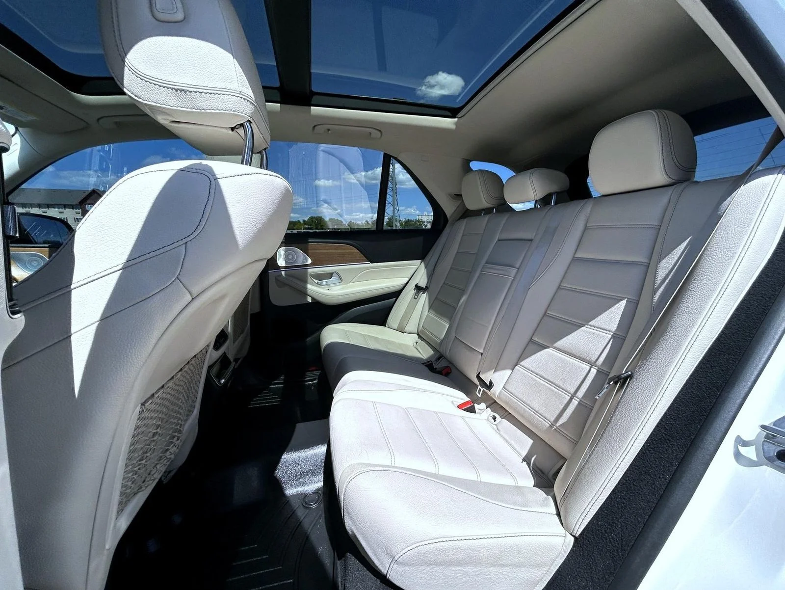 Used 2022 White Mercedes-Benz GLE 350 image 20
