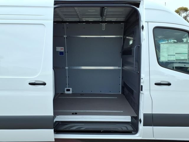 New 2026 White Mercedes-Benz Cargo 170 WB image 23