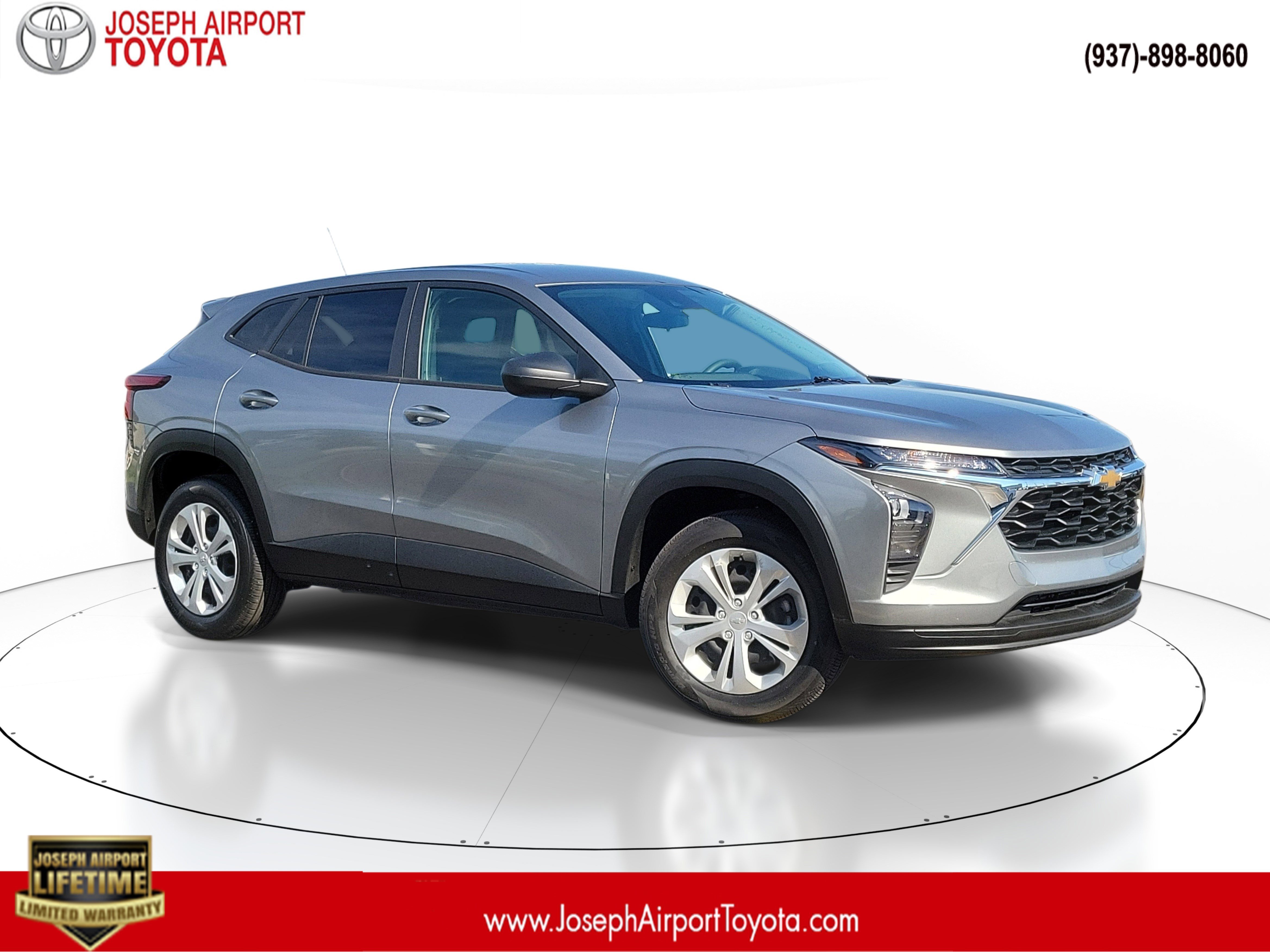 2024 Chevrolet Trax LS's photo