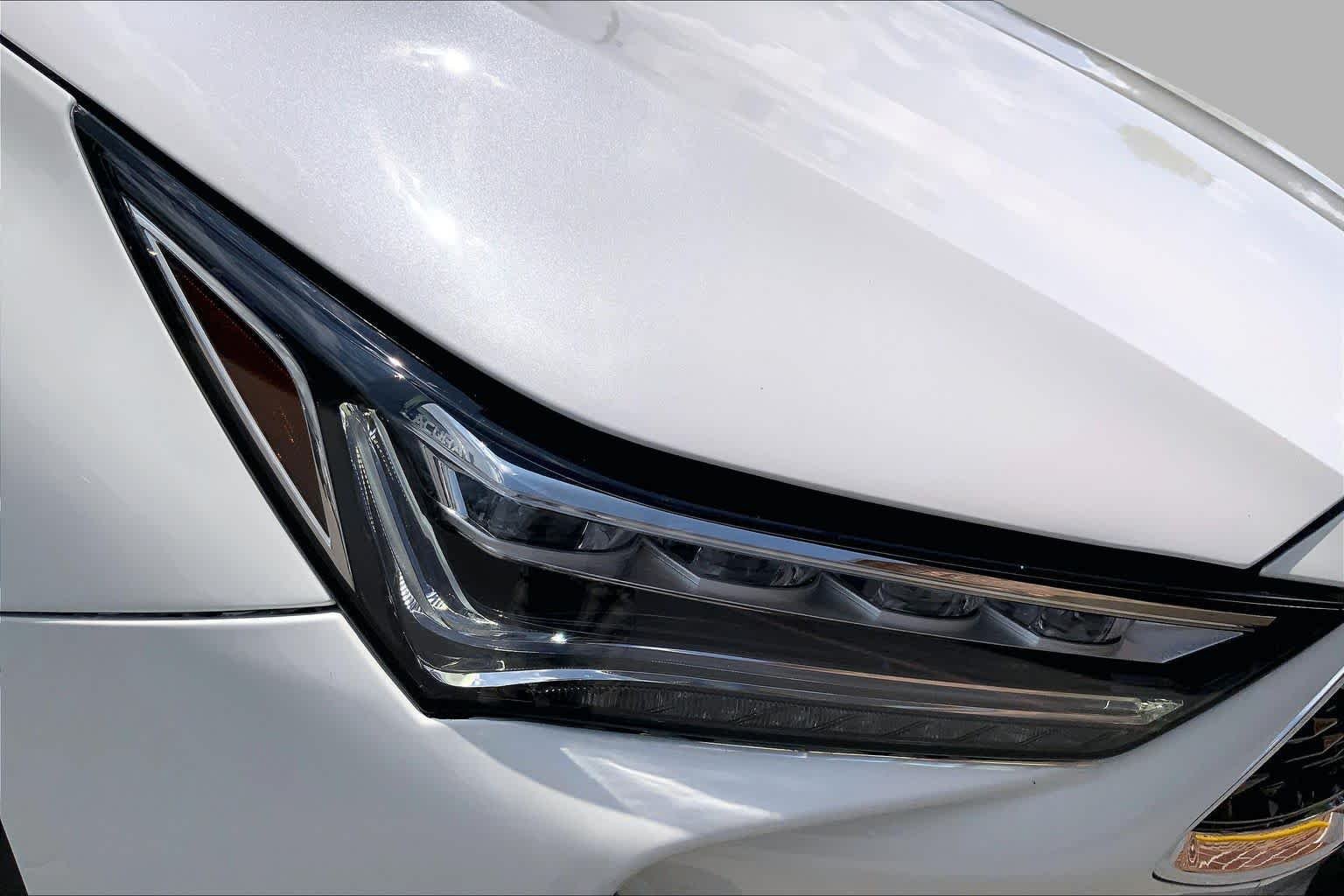 Used 2024 Platinum White Pearl Acura SH-AWD TECH image 28