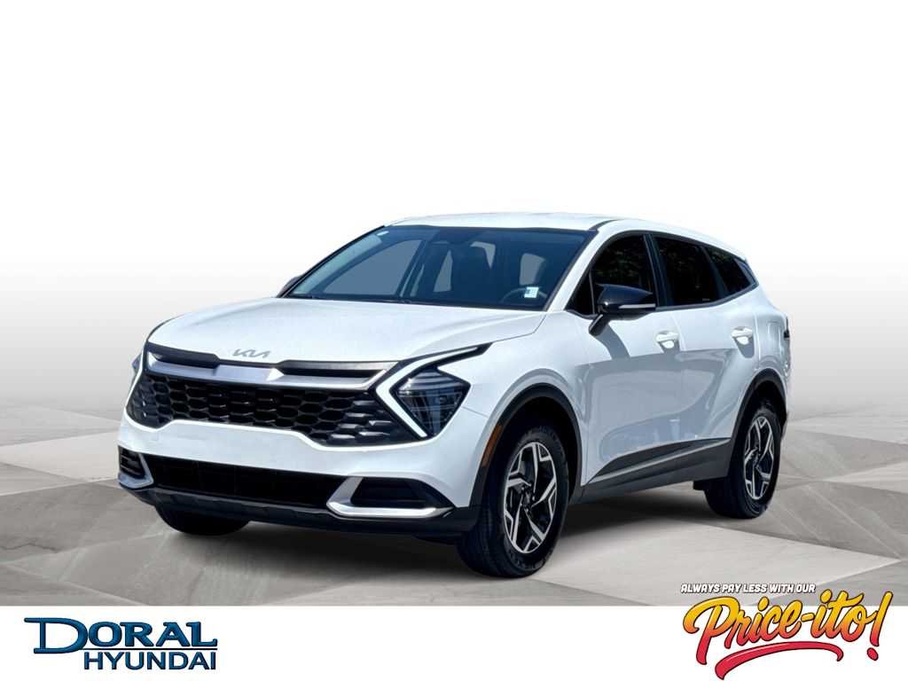 Used 2024 Snow White Pearl Kia LX image 1