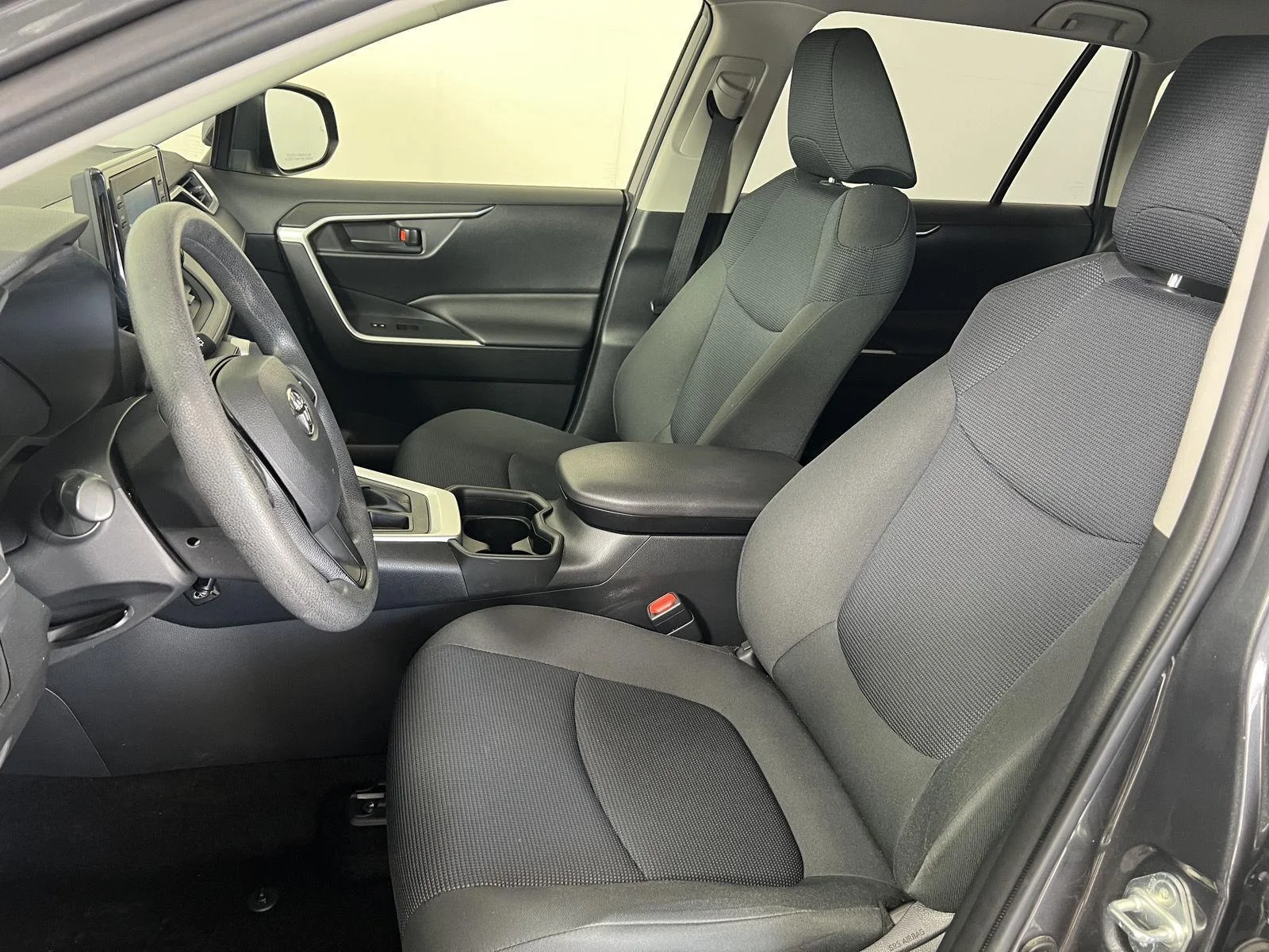 Used 2019 Magnetic Gray Metallic Toyota LE image 11