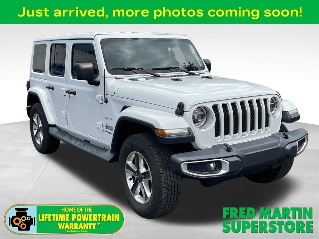 Used 2019 Bright White Clearcoat Jeep Unlimited Sahara image 1