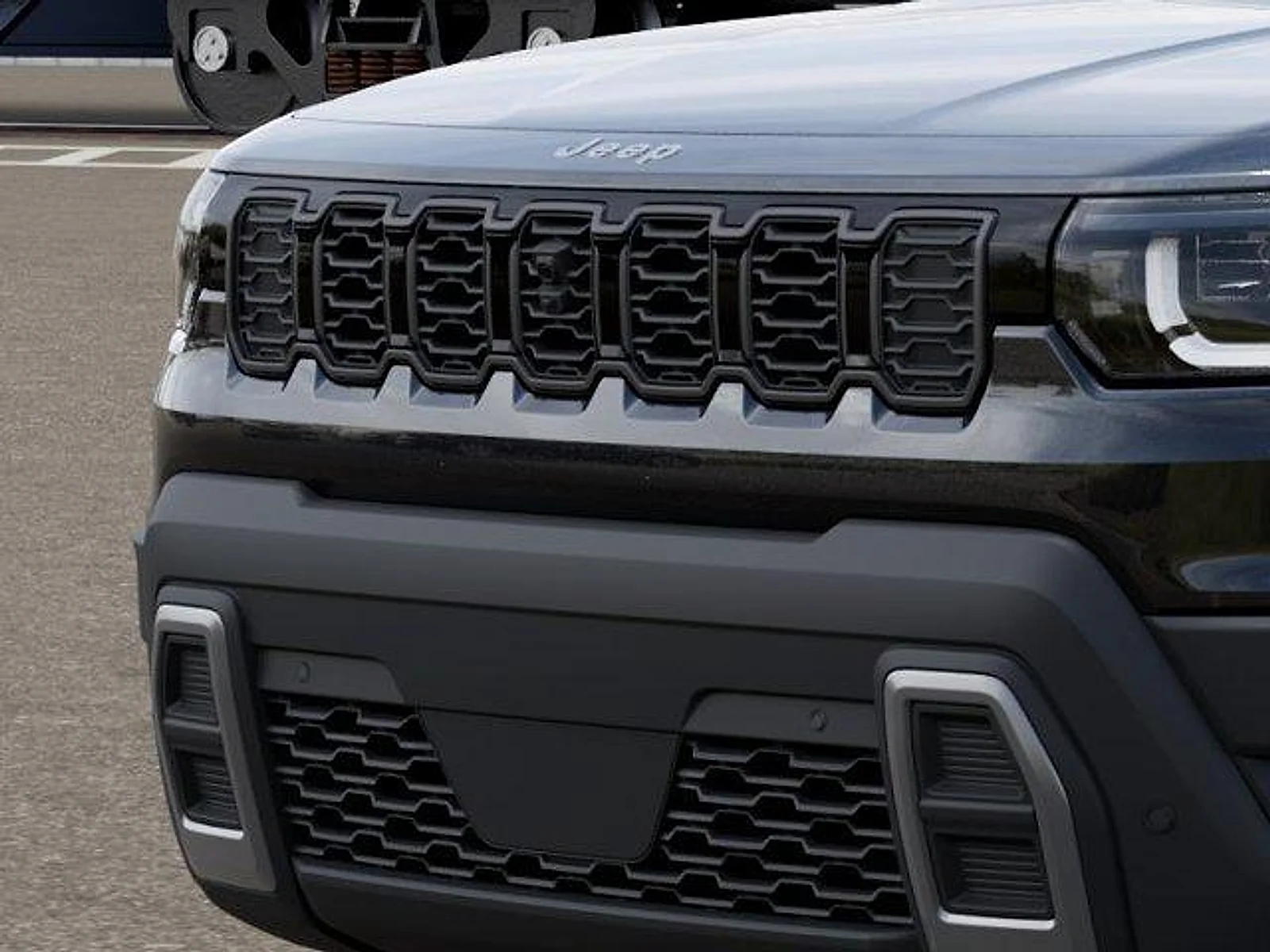 New 2026 Diamond Black Crystal Pearl-Coat Exterior Paint Jeep Overland 4x4 image 11