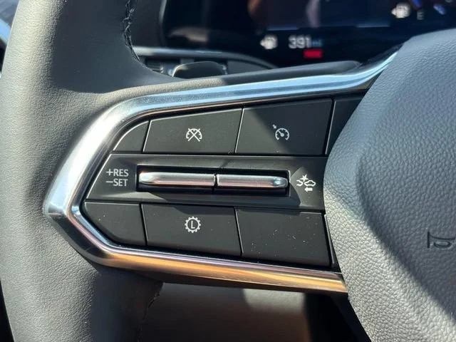 New 2026 Mosaic Black Metallic Chevrolet LT image 12