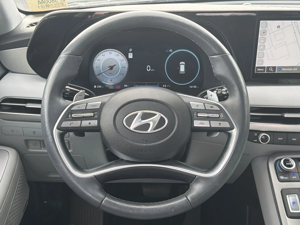 Used 2024 White Hyundai SEL image 24