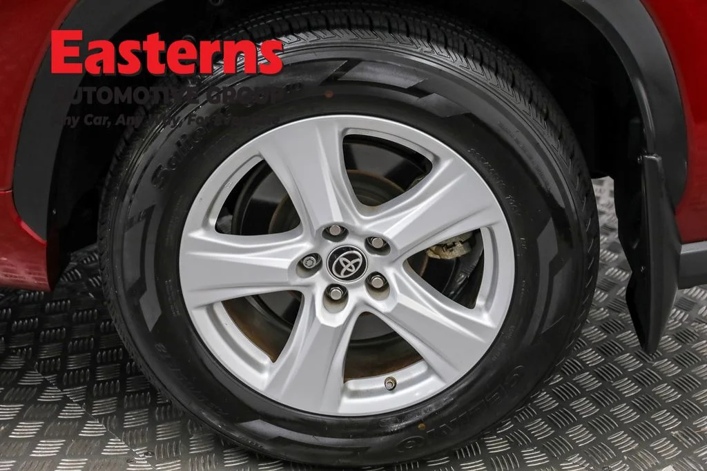 Used 2022 Red Toyota LE image 32