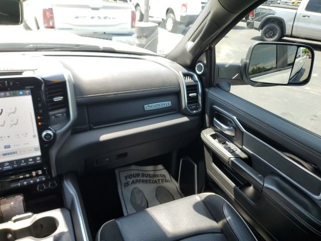 Used 2022 White Ram Laramie image 15