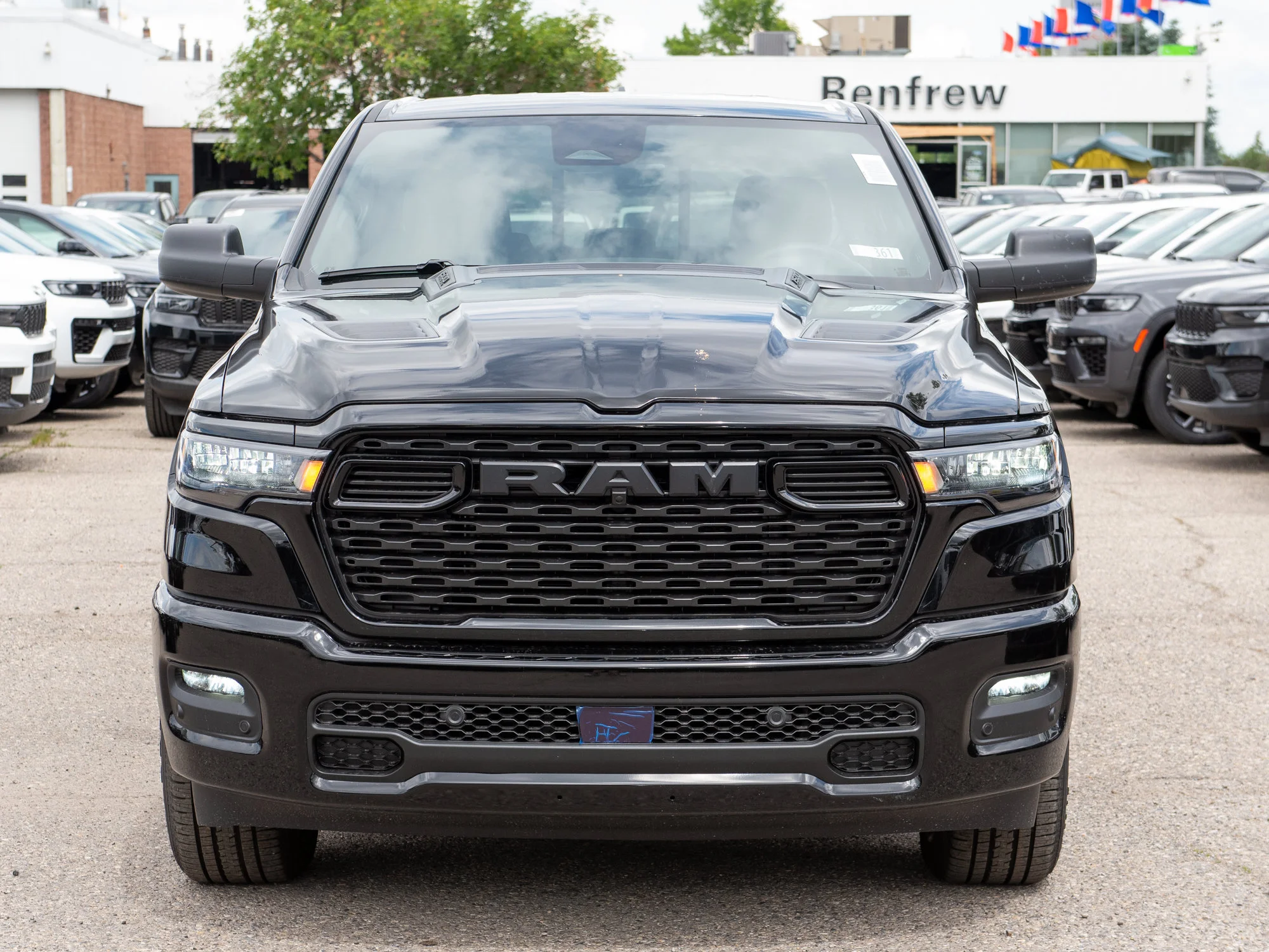 New 2026 Black RAM Express* image 8