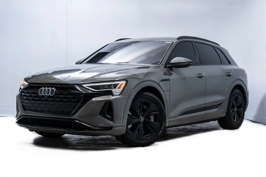 2024 Audi Q8 e-tron 55 114 kWh Premium quattro's photo