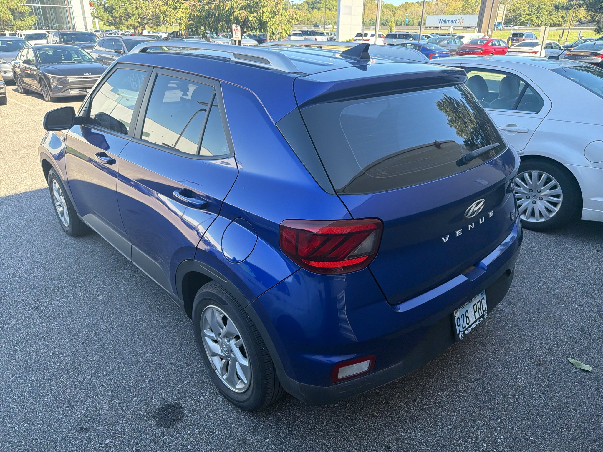 Used 2020 Intense Blue Hyundai SEL image 10