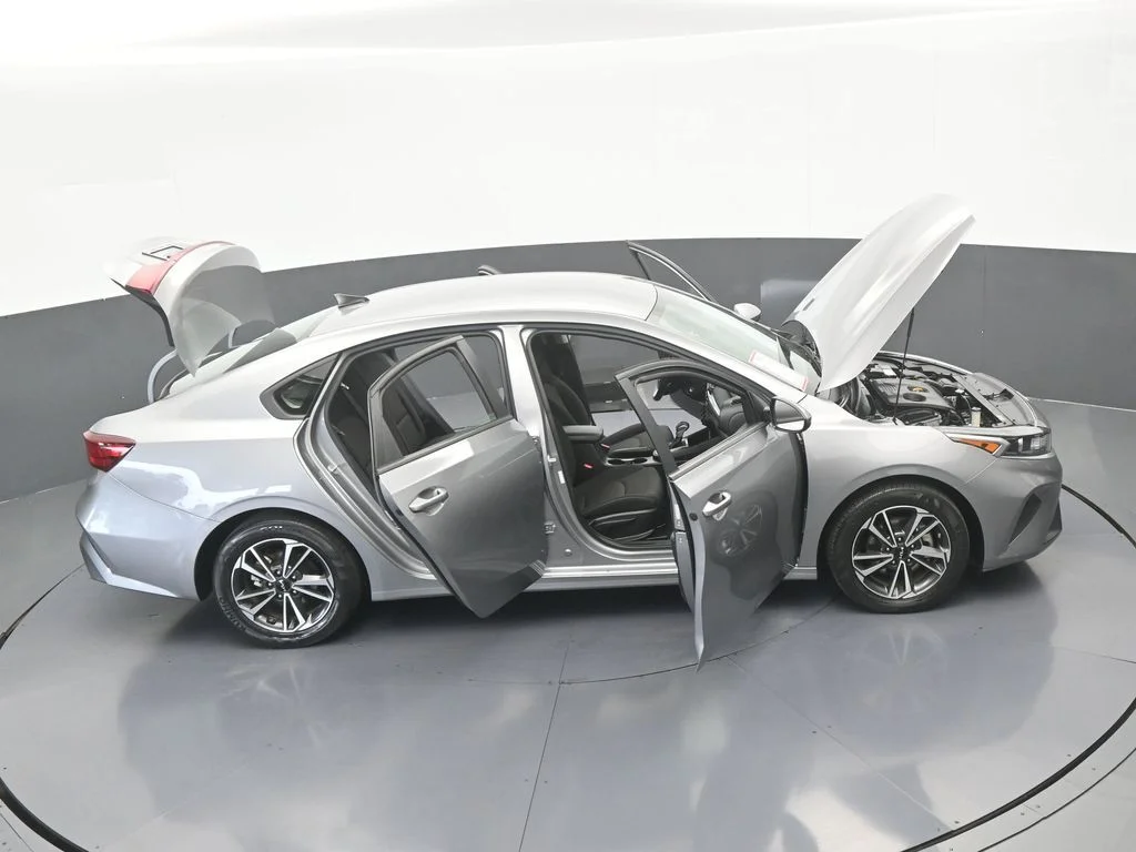 Used 2024 Steel Gray Kia LXS image 60