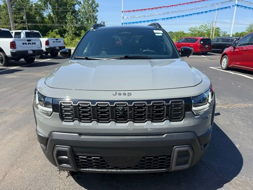 New 2026 Sting-Gray Clear-Coat Exterior Paint Jeep Overland image 9