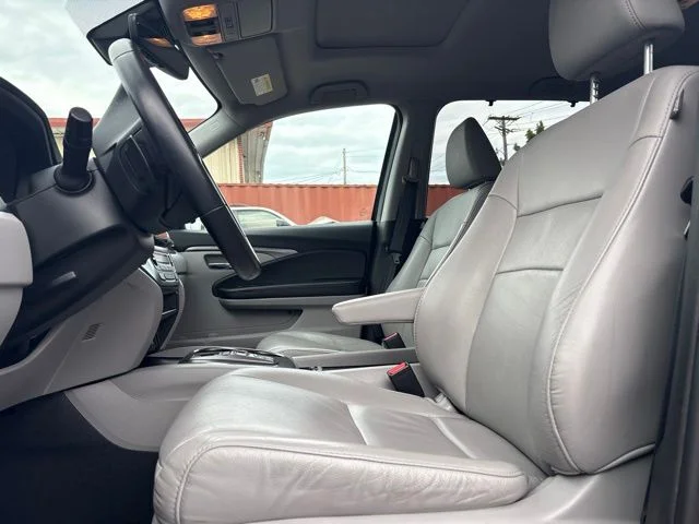 Used 2021 Blue Honda EX-L image 12