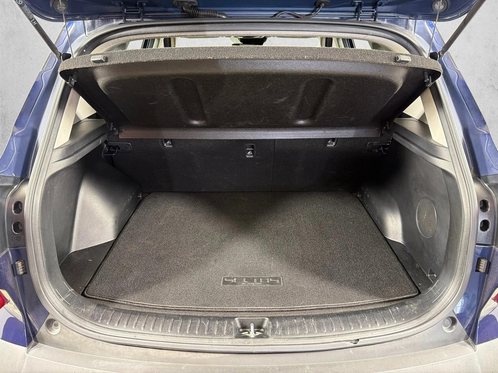 Used 2022 Dark Ocean Blue/Black Roof Kia SX image 19