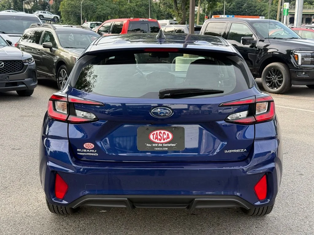 Used 2024 Sapphire Blue Pearl Subaru Base image 9