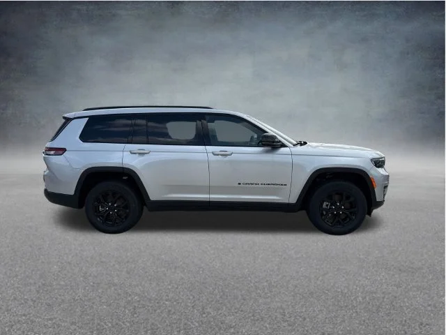 2025 Jeep Grand Cherokee L Altitude - Photo 23