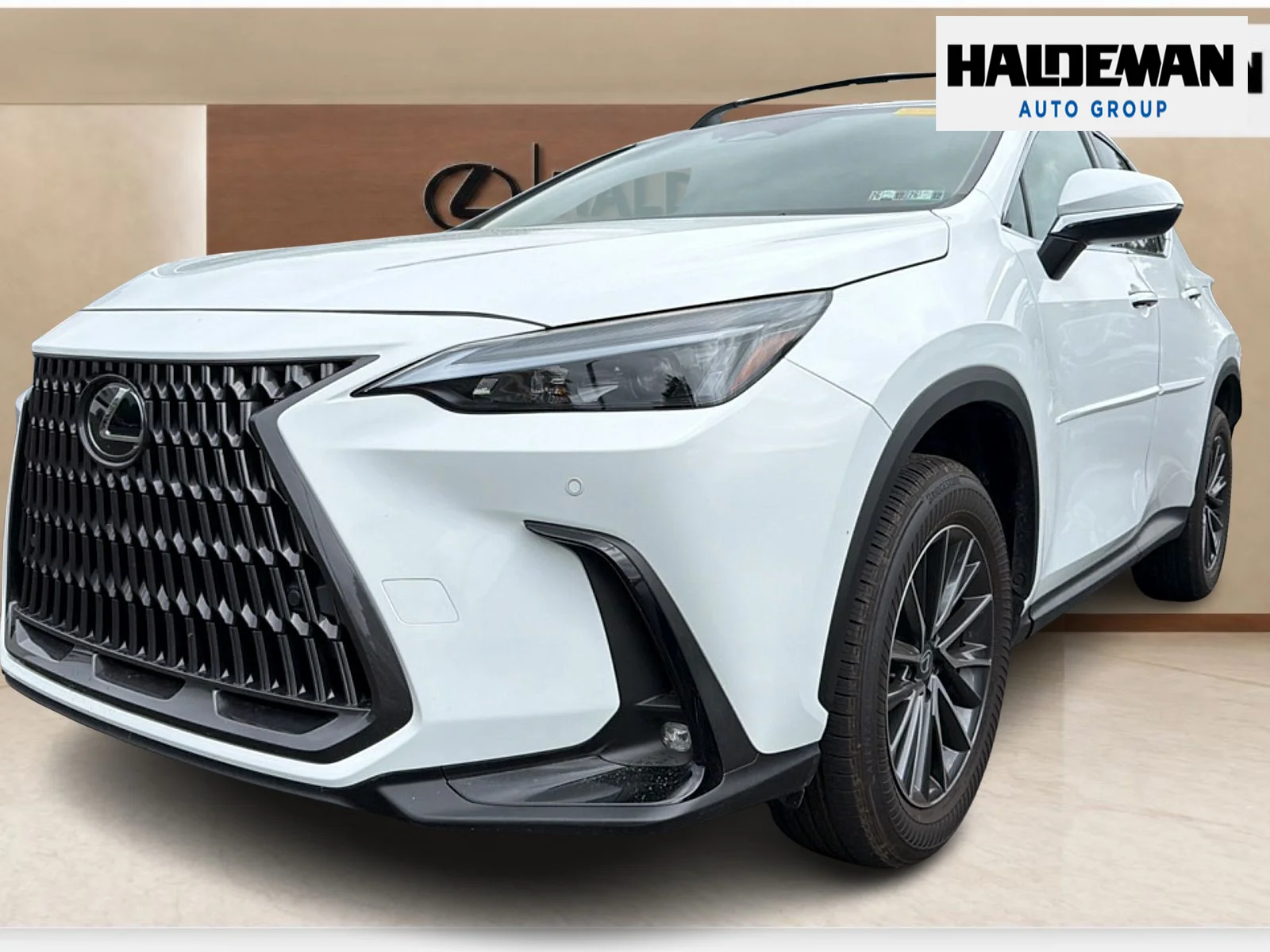 Used 2026 Ultra White Lexus Premium image 2