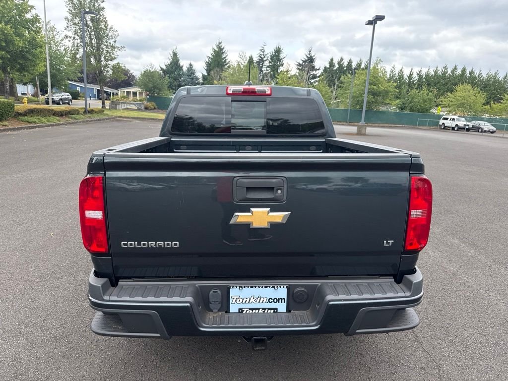 Used 2018 Graphite Metallic Chevrolet LT image 6