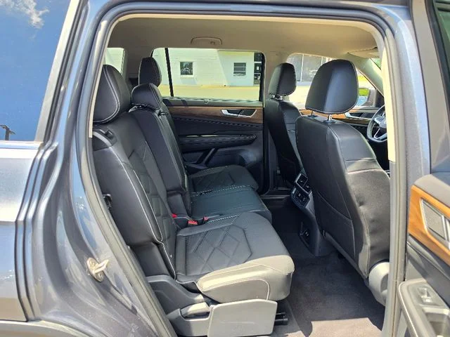 2024 Volkswagen Atlas SE w/Tech - Photo 14