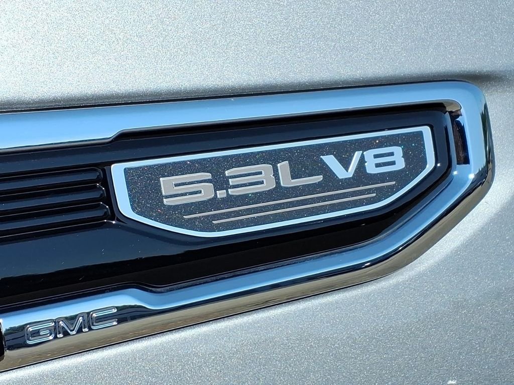Certified Used 2025 Sterling GMC SLT image 10