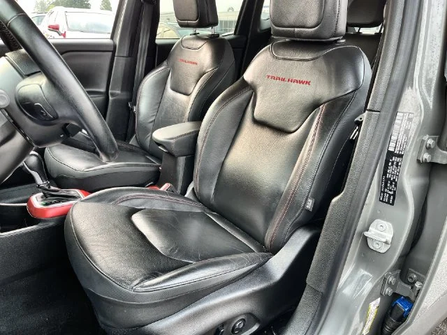 Used 2021 Gray Jeep Trailhawk image 16
