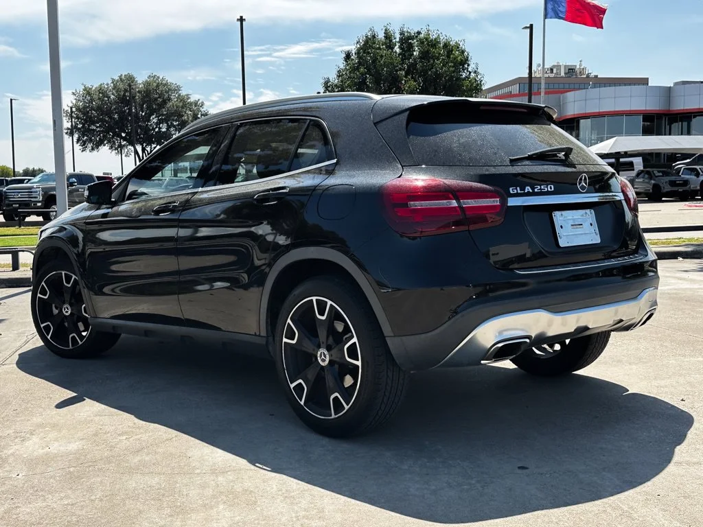 Used 2019  Mercedes-Benz GLA 250 image 3