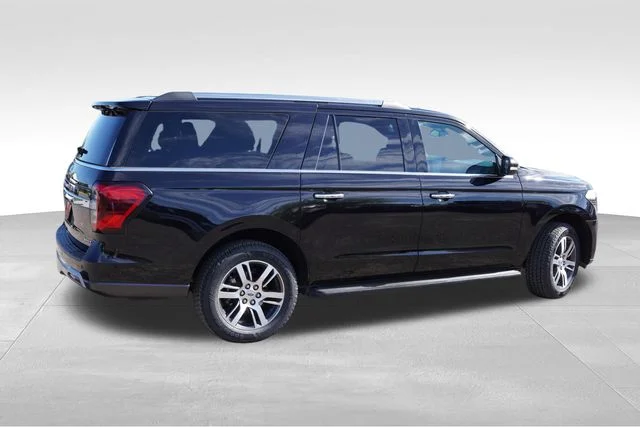 Used 2024 Black Ford Limited image 4