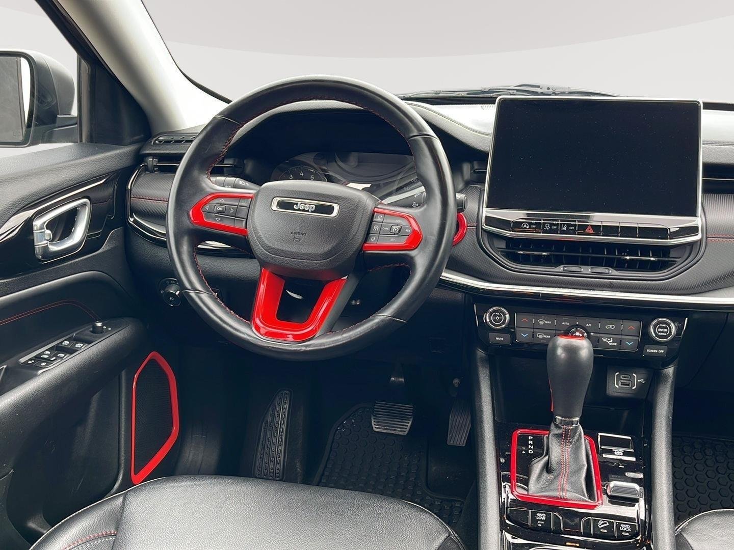 Used 2022 Velvet Red Pearlcoat Jeep Trailhawk image 15