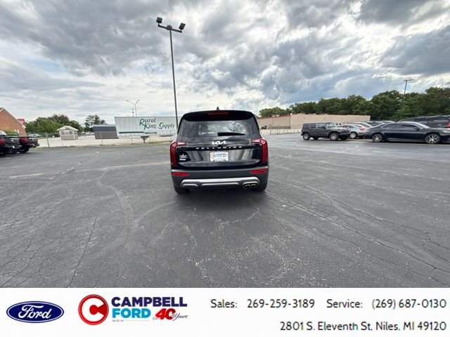 Used 2022 Black Kia SX image 4