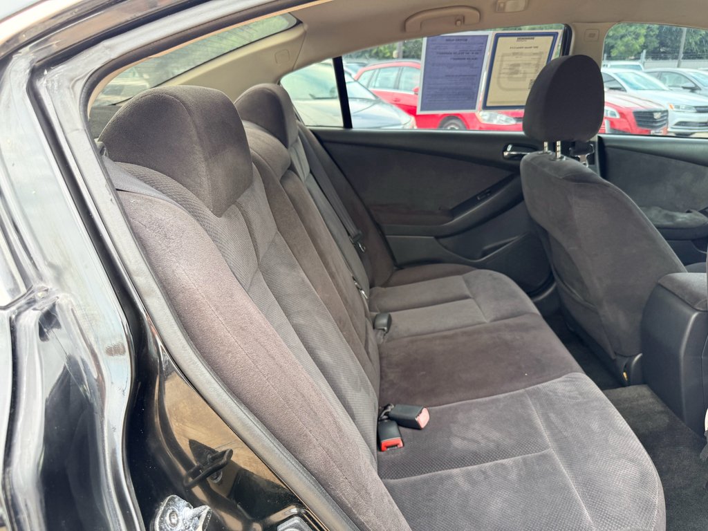 Used 2007 Super Black Nissan 2.5 S image 27