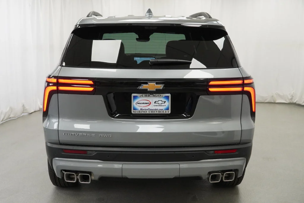 New 2027 Sterling Gray Metallic Chevrolet LT image 15