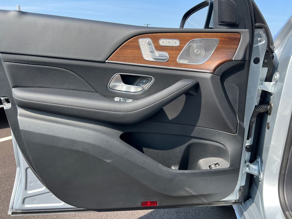 Certified Used 2025 Silver Mercedes-Benz GLS 450 image 11