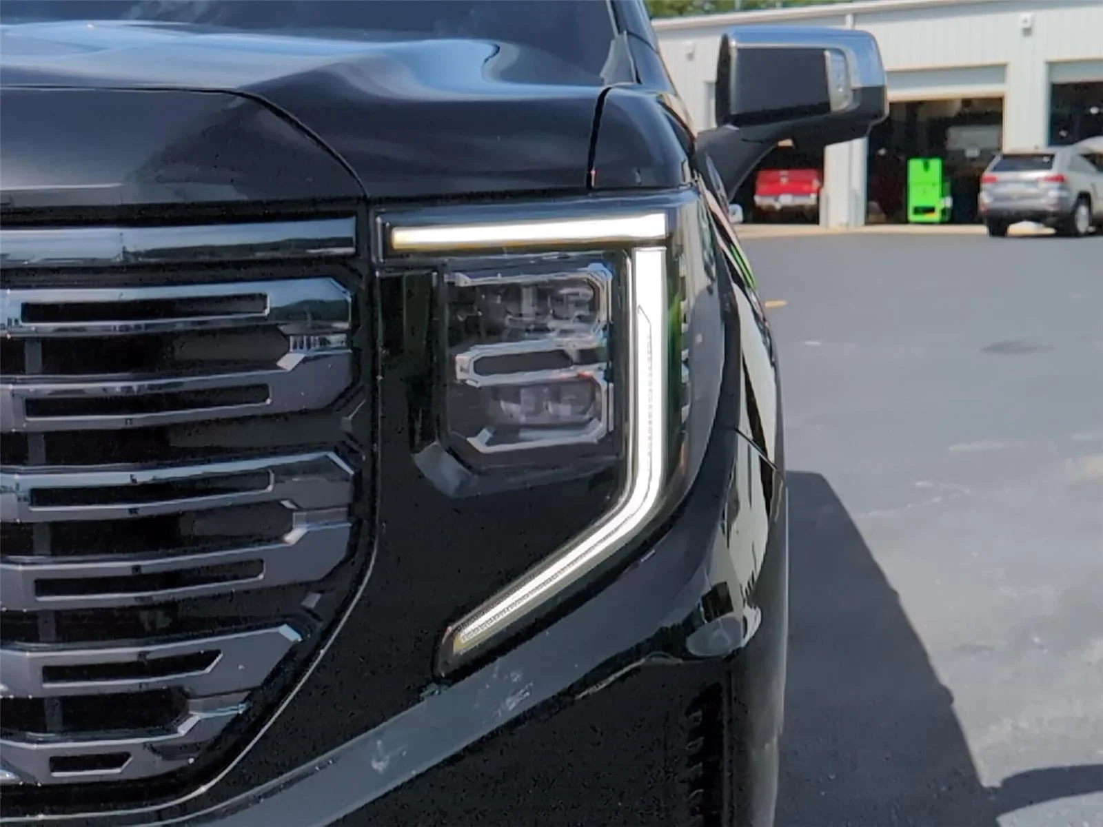 Used 2023 Onyx Black GMC Denali Ultimate image 13