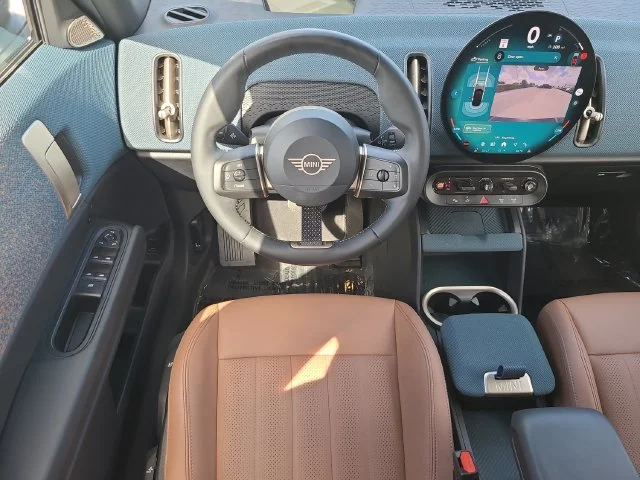 Used 2025 Green MINI S image 19