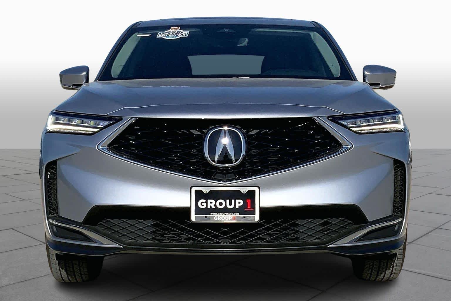 Used 2026 Solar Silver Metallic Acura  image 4