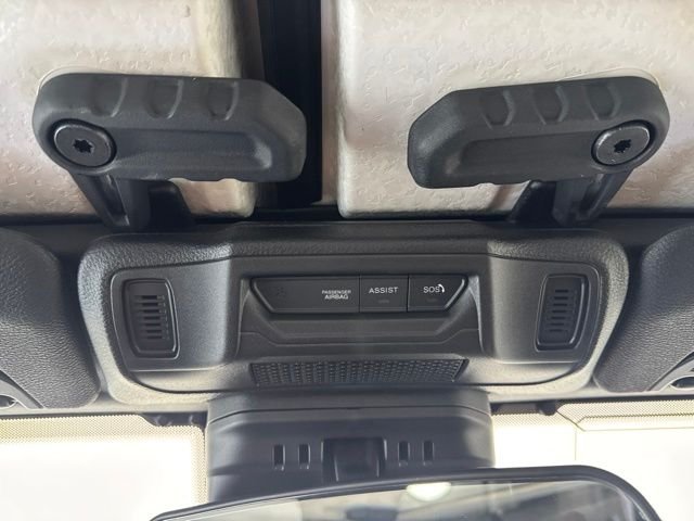 Used 2024 Silver Jeep Sport S image 14