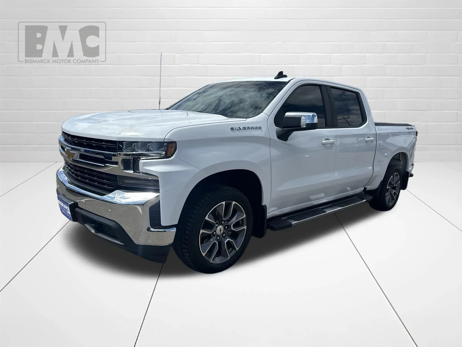 2022 Chevrolet Silverado 1500 LT 4X4 Crew Cab Short Box's photo