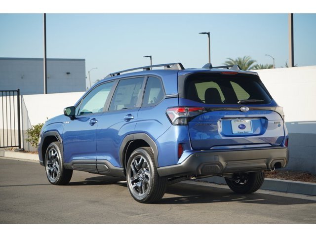 New 2026 DAYBREAK BLUE PEARL Subaru Limited Hybrid image 5
