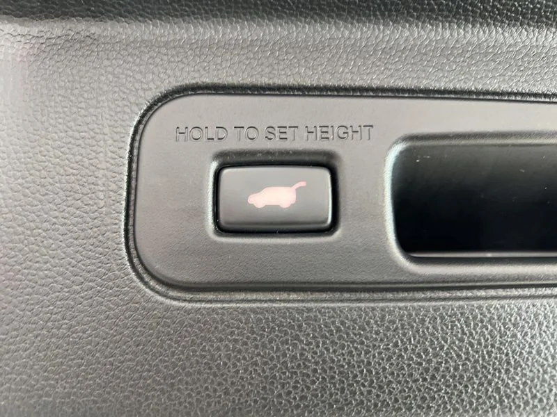 Used 2024  Honda Elite image 9