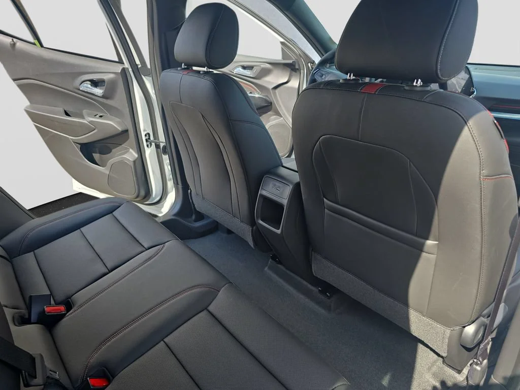 2026 Chevrolet Trax RS - Photo 11