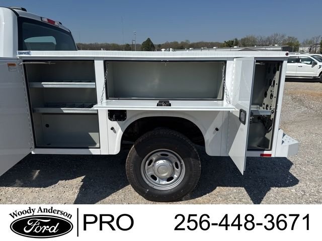 New 2026 Oxford White Ford XL image 7