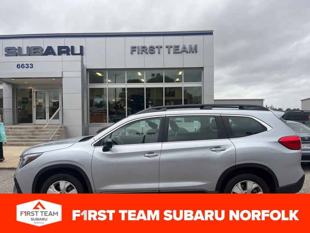 Used 2023 Silver Subaru Base image 1