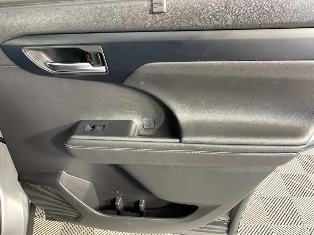 Used 2024 Silver Toyota XLE image 28