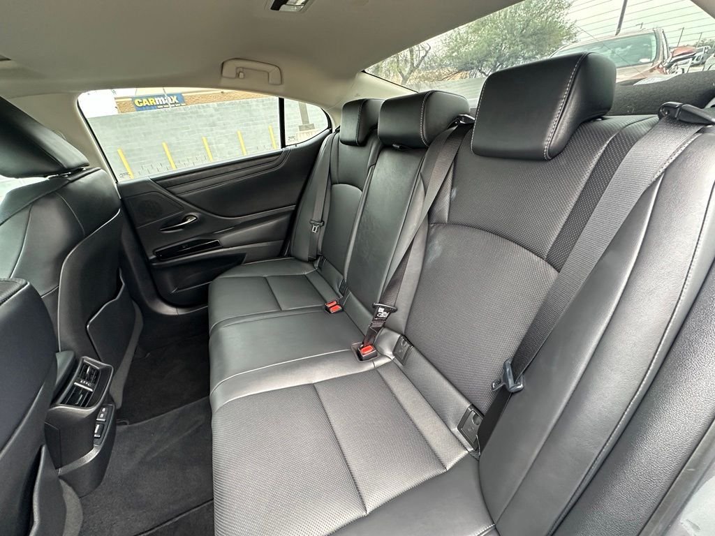 Used 2022 Gray Lexus 300h image 14